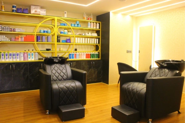 Therapy Tree Salon interiors by g cube studios